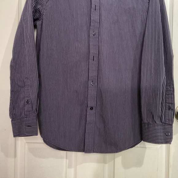 GAP Men's Navy Striped Dress Shirt - Picture 2 of 5